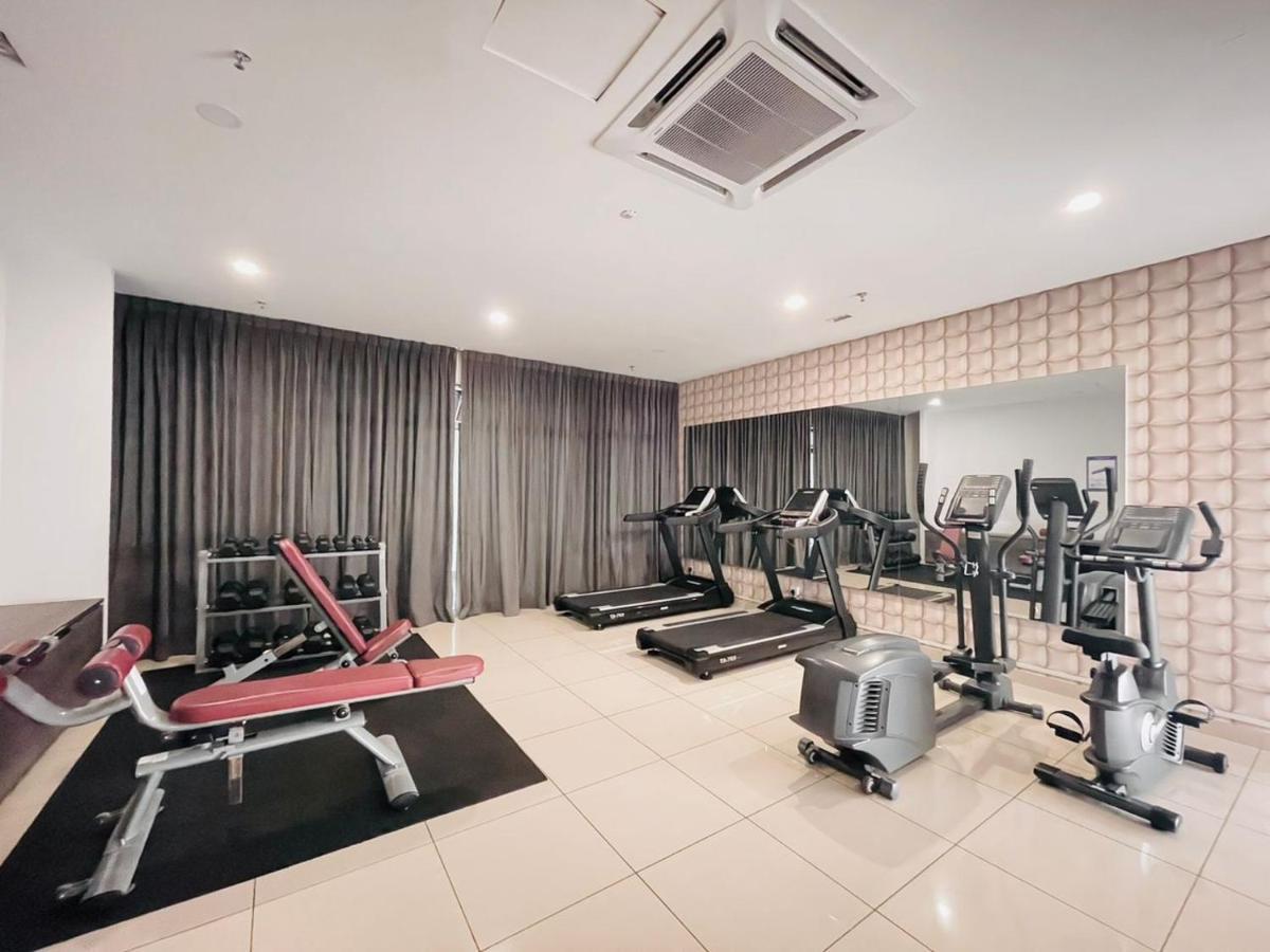 Apartemen Manhattan, Mount Austin By Antlerzone