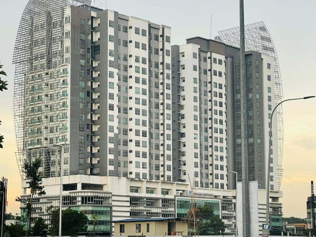 Apartemen Manhattan, Mount Austin By Antlerzone Johor Bahru