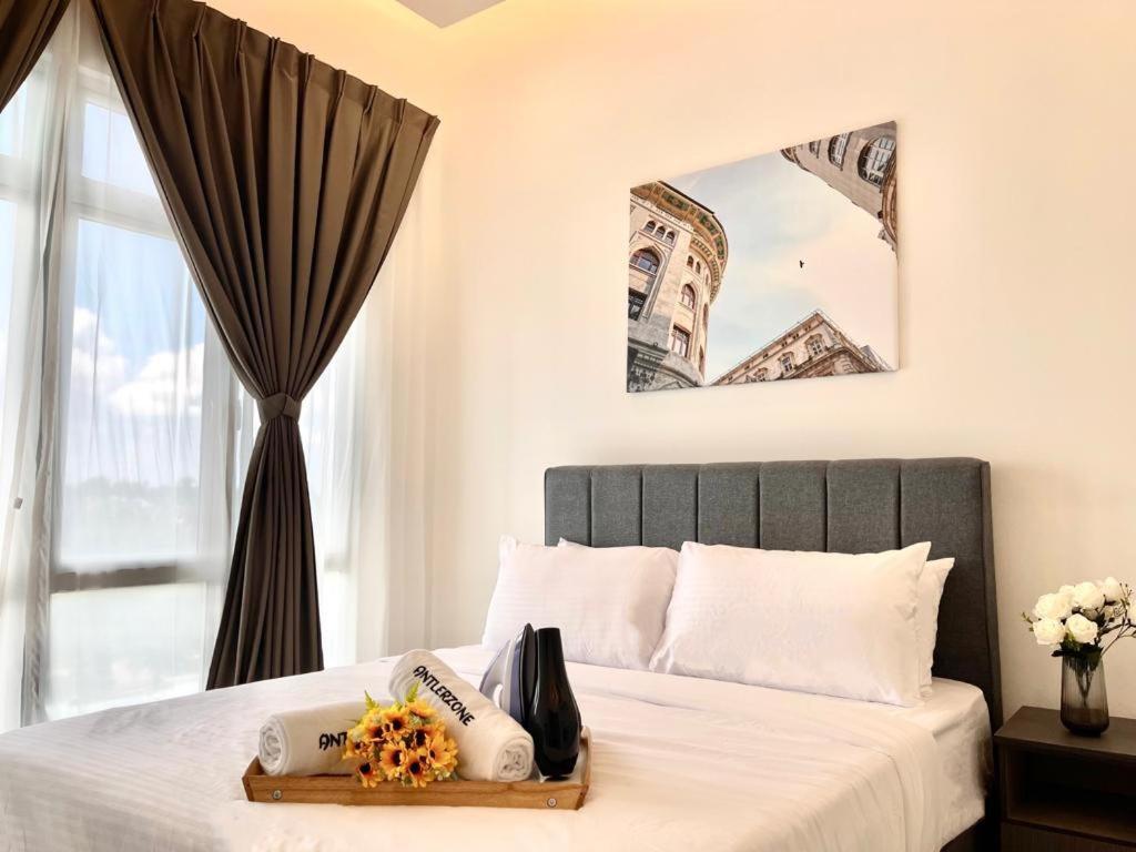 Manhattan, Mount Austin By Antlerzone Apartemen *